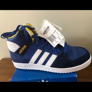 Adidas Pro Play 2  B35364 NIB MINT US9